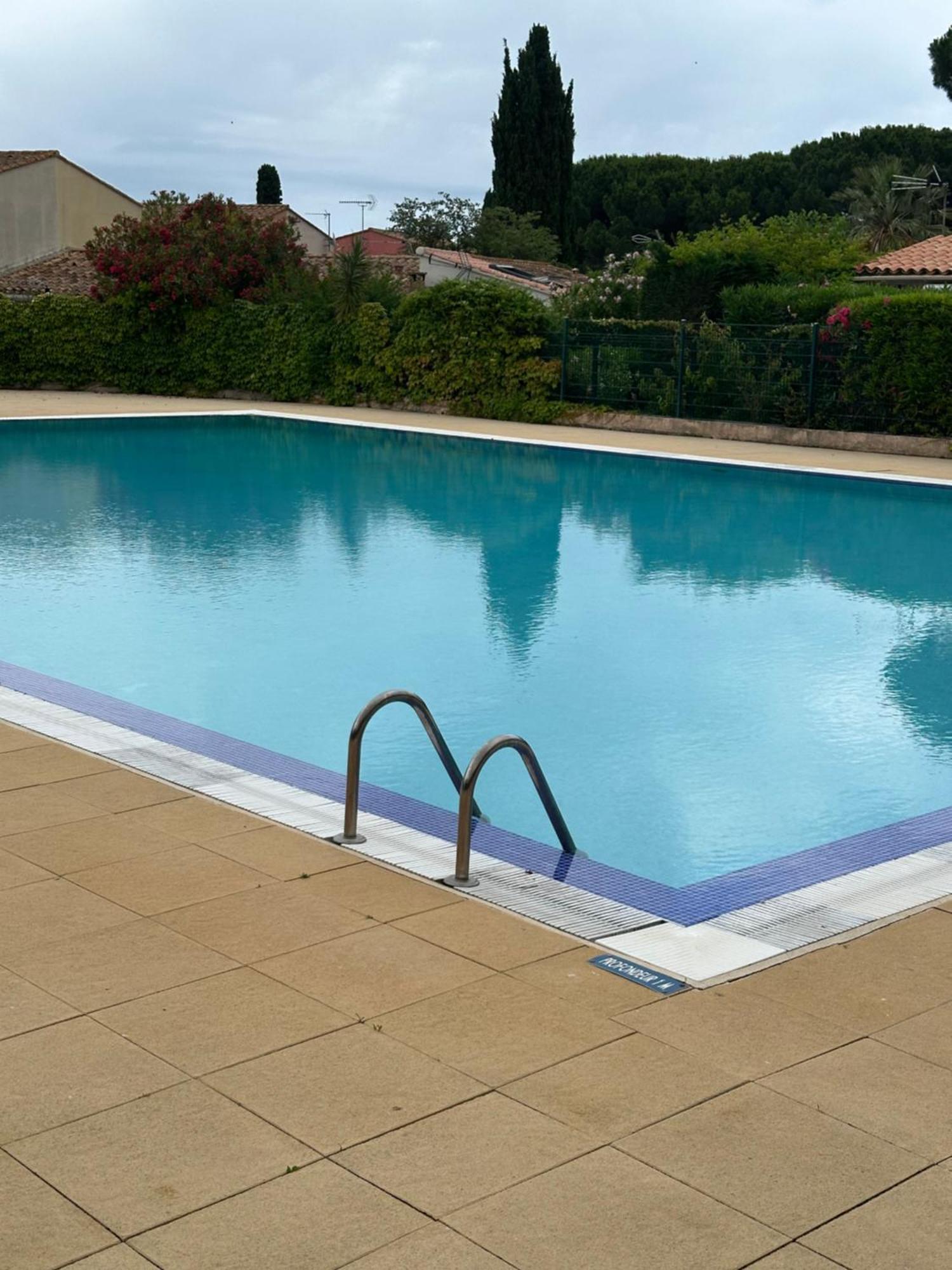 Maison Proche Village Naturiste - 7 Personnes *