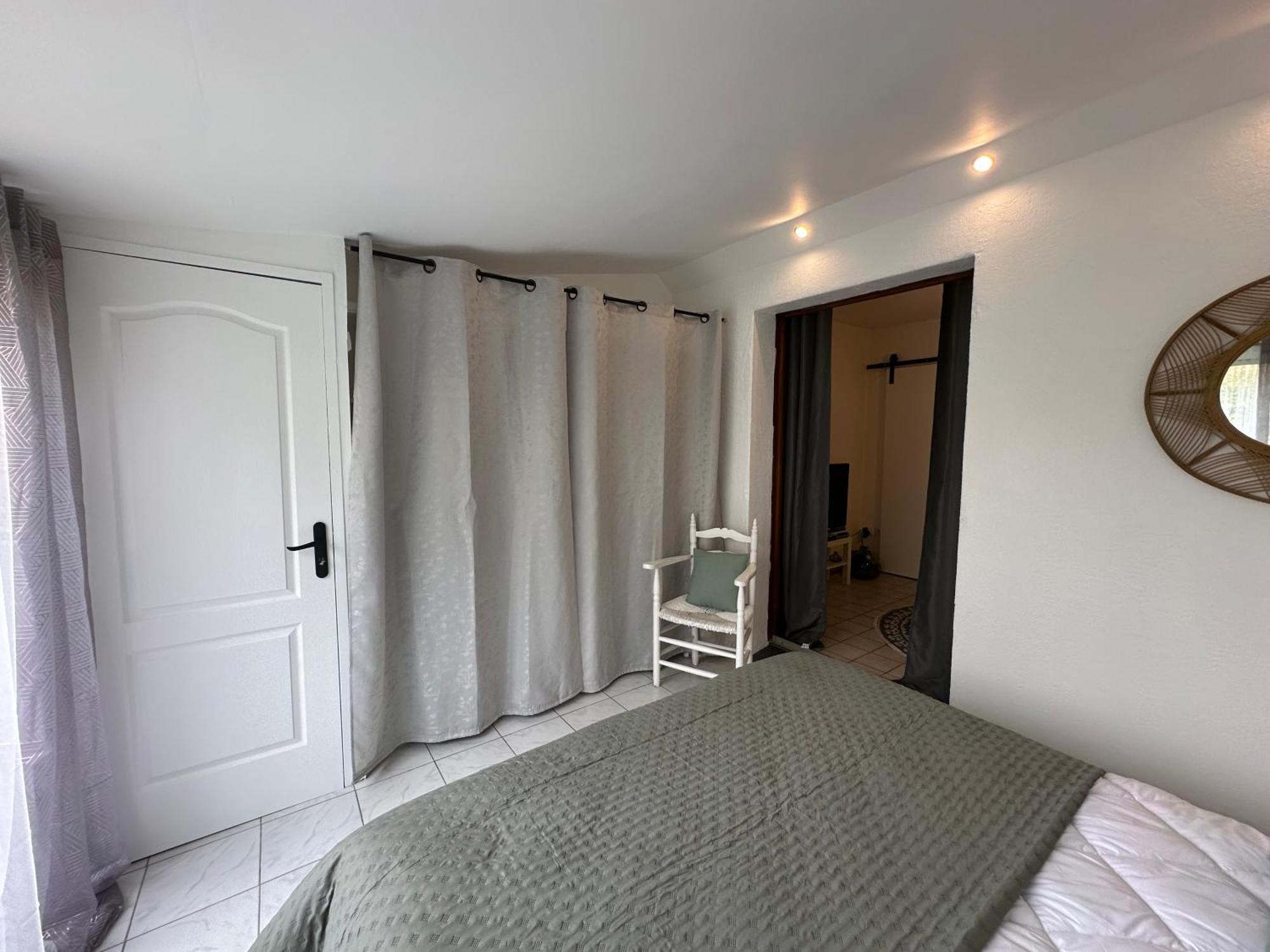 Maison Proche Village Naturiste - 7 Personnes Ferienhaus *